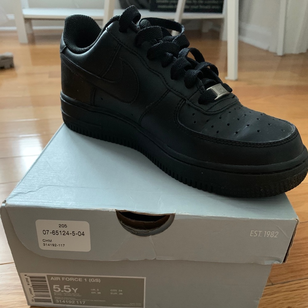 Nike Air Force 1